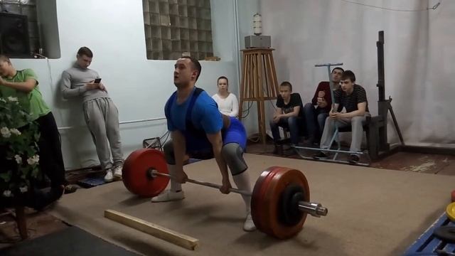 Николай 200KG. Илья 210KG. Тяга смотреть онлайн