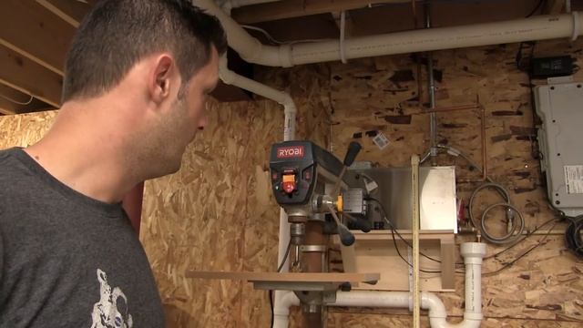 Will Builds The World's First Wooden Uplight... Sorta смотреть онлайн