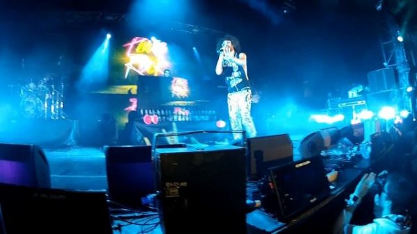 alexnab: Концерт LMFAO в Москве (Arena Moscow)