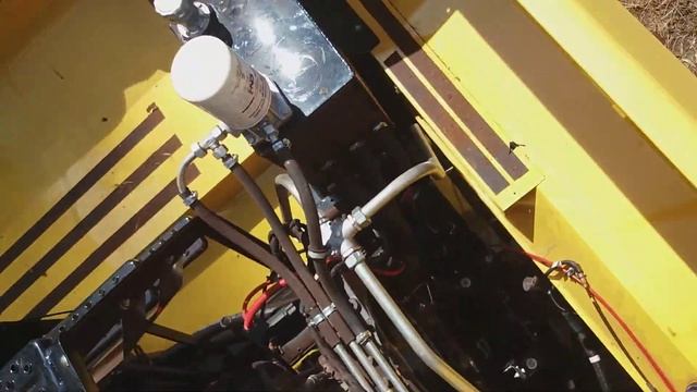 QUEBRA de colheitadeira NEW HOLLAND TC 5070 nova com apenas 10 horas de motor смотреть онлайн