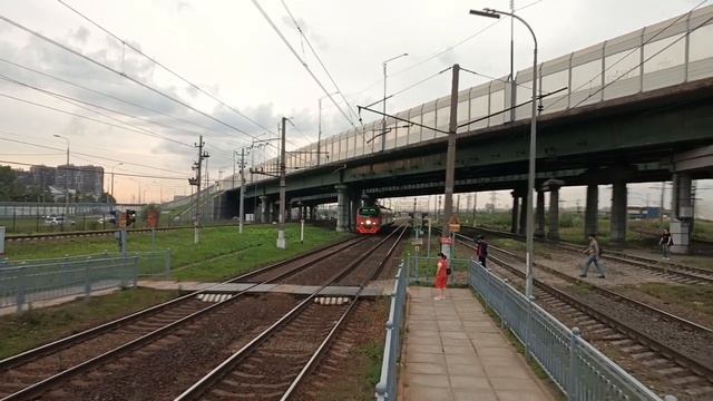Дизель-Электропоезд ДТ1-013, сообщением СПБ-Новгород смотреть онлайн