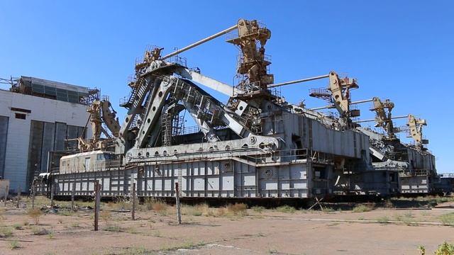 Заброшенные ангары Энергия-Буран. Байконур смотреть онлайн