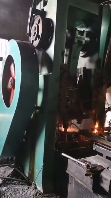 Automatic forging machine смотреть онлайн