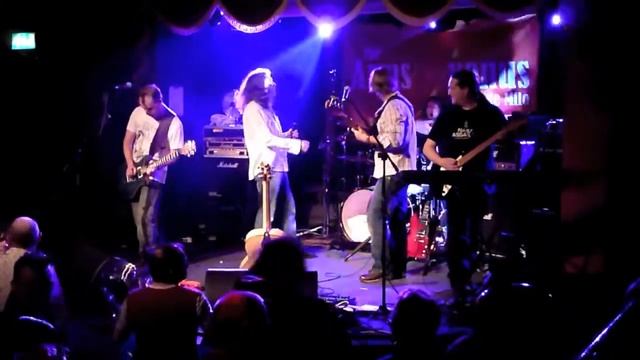 Arms Of Venus De Milo - Led Zeppelin "Whole Lotta Love" смотреть онлайн