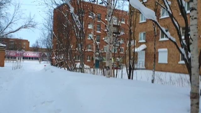 НАДЯ СООБЩИЛА, ЧТО МАРИНА ПРИБИЛА ЕЙ РУКУ СПЕЦИАЛЬНО смотреть онлайн