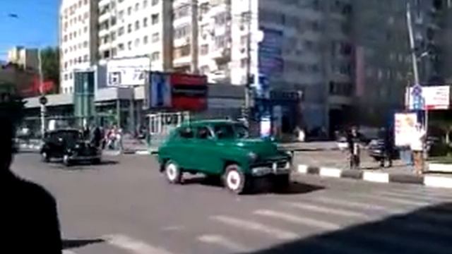 парад ретро-автомобилей смотреть онлайн