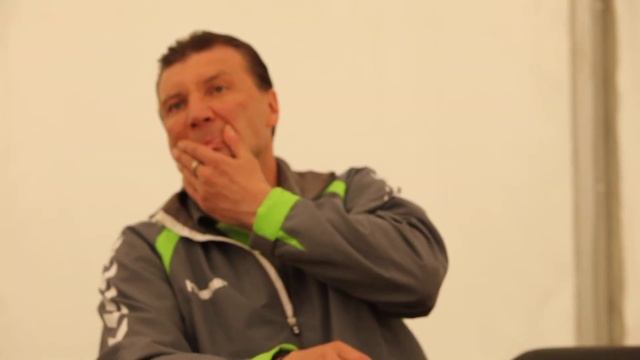 Карелия-Волочанин (послематчевая пресс-конференция) смотреть онлайн