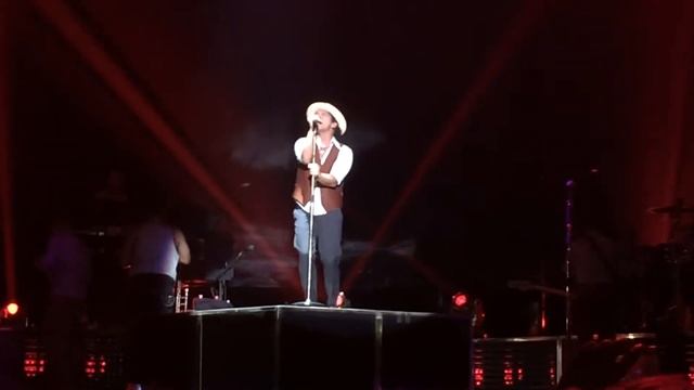 Bruno Mars - show me our first time смотреть онлайн