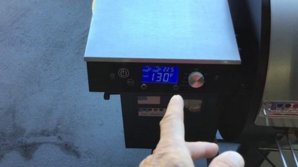 Awesome Chicken Halves On The Z-Grills 700 Series PID Pellet Grill Using Z-Grills Oak Pellets!