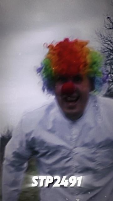 Борька сбил клоуна на машине смотреть онлайн