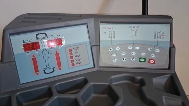 Bright CB920B Computerised Wheel Balancing Machine смотреть онлайн