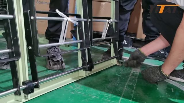 Installation of yitai needle loom machine back creel смотреть онлайн