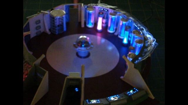 LOST IN SPACE JUPITER 2 SAUCER: A 3 MONTH DIARY OF THE PROJECT! смотреть онлайн