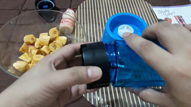 Shake N Take 3: The juicer for all health conscious! смотреть онлайн