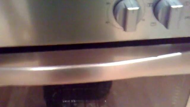 New World Oven Door Shattered After Exploding смотреть онлайн