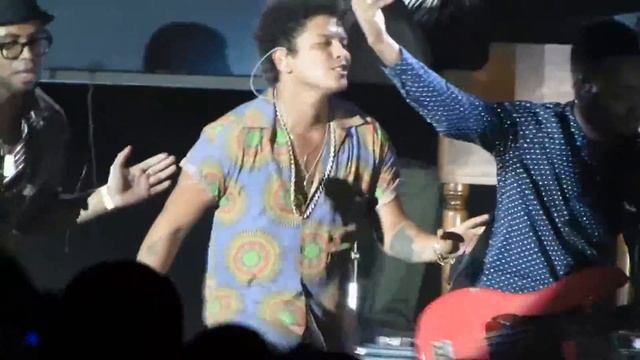 Bruno Mars - Runaway Baby - EMC World 2013 Las Vegas