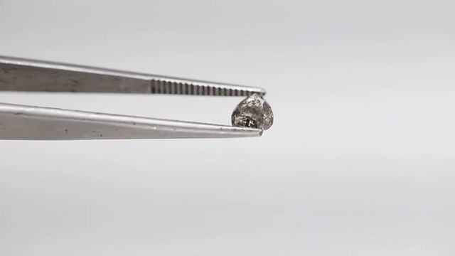 0.42 Ct 6.2 x 4.8 x 1.7 mm pear cut salt and pepper diamond loose смотреть онлайн