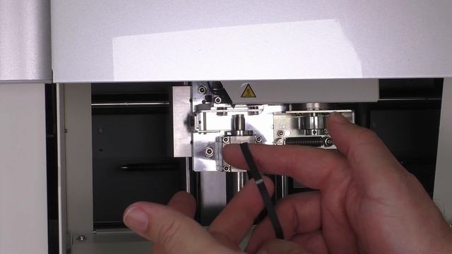 Changing the Spindle on a DGSHAPE DWX 52 Series | Maintenance смотреть онлайн