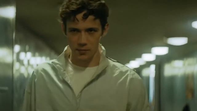 Juju feat Henning May Vermissen prod Krutsch Official Video смотреть онлайн