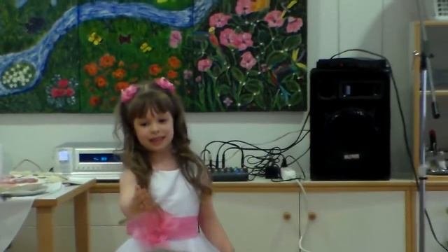 Сегодня на свете на целой планете хозяева дети! смотреть онлайн