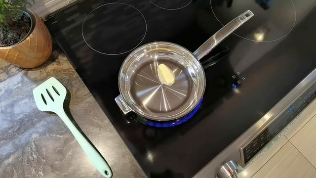 Évaluation de la batterie de cuisine 11 pièces empilable de Cuisinart смотреть онлайн