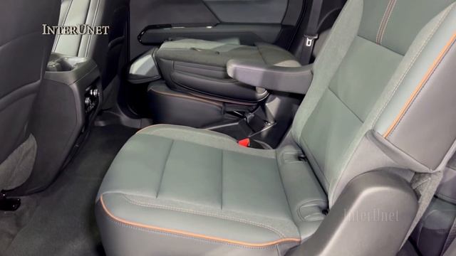 Acadia AT4 2024 GMC 328 HP AWD 3-row seater смотреть онлайн