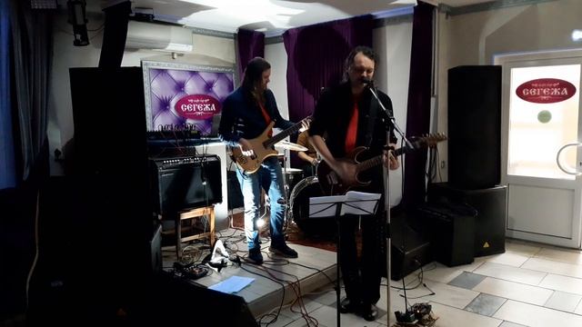 По новогоднему городу 2023 10 14