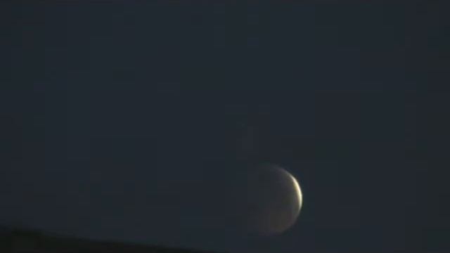 Moon Eclipse 2010.flv смотреть онлайн
