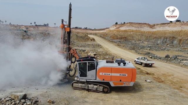 New Technology of Zega Drilling Machine showing operation at Construction site смотреть онлайн