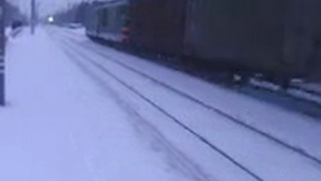 Электровоз ВЛ10 с нечётным мимо о.п. Соцгород смотреть онлайн