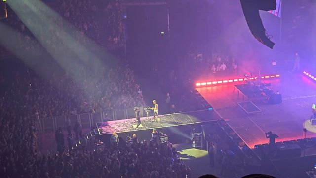 30 Seconds to Mars - Seasons Live Berlin 2024 смотреть онлайн