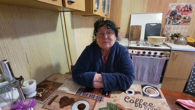 ЖИВУ КАК УМЕЮ...