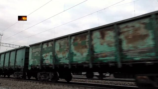 ВЛ80К-220 + ЧМЭ3Т + ЧМЭ3Т с грузовым поездом! смотреть онлайн