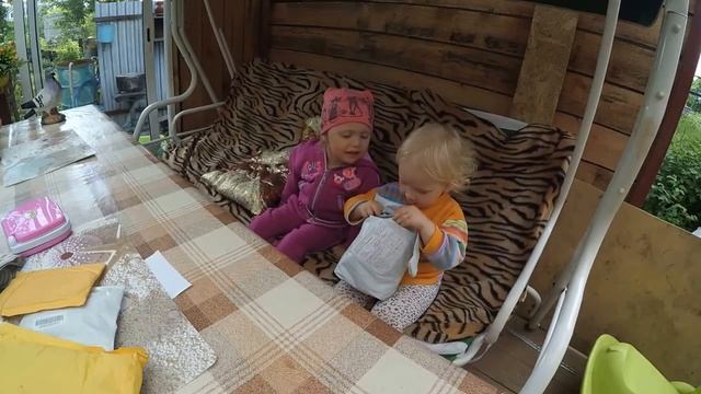 Посылки из Китая 4. (открываем с двумя помощницами ) смотреть онлайн