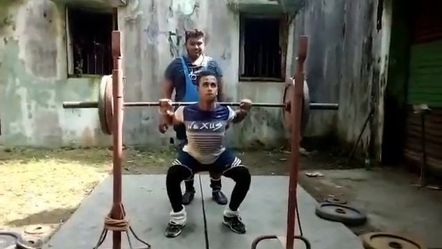 Md.Eshan Junior weightlifter body weight 72 kg lifting 100 kg back scquet seaport by Ebne Rabbi Emo смотреть онлайн