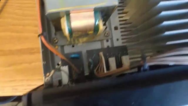 Denon PMA-715R class AB Amp Checkover and contact clean. All original parts :) смотреть онлайн
