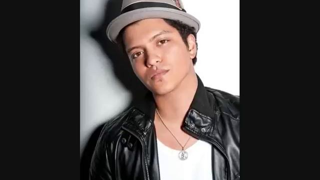 Bruno Mars Grenade Easy Come Easy Go смотреть онлайн