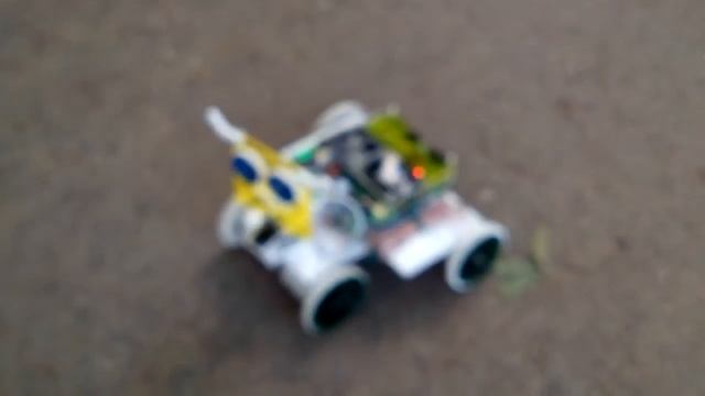 First Robot Multiclet смотреть онлайн