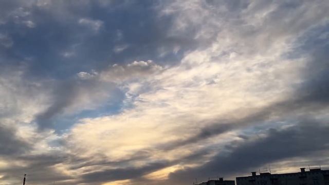 Демонические сущности в небе и солнечная вспышка августа 2017