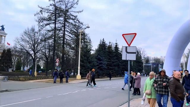 ВДНХ/ПЕРВЫЕ В КОСМОСЕ/ЗЕМЛЯ ПЛОСКАЯ???☄️🚀🛰️🔭🪐🧑🚀/МОСКВА/РОССИЯ смотреть онлайн