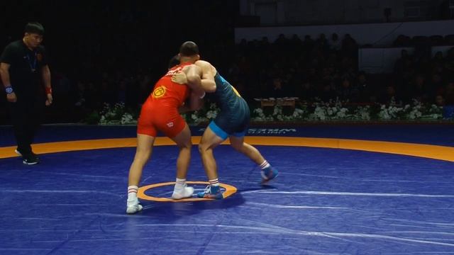 ГРЕКО-РИМСКАЯ БОРЬБА. Чемпионат Кыргызстана-2023. 77 кг 1\4 Марс уулу Эрлан-Орункул уулу Бекзат смотреть онлайн