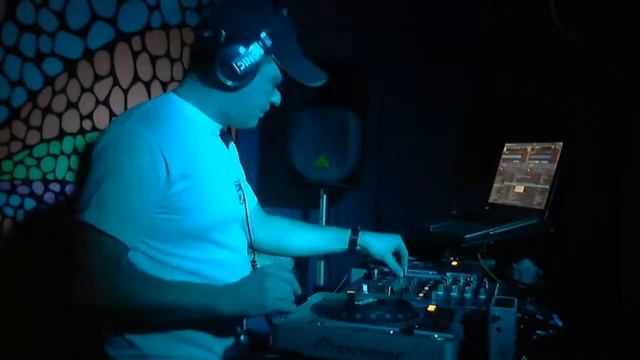 16 Floor - Sonic - Planeta Club 02-03-2015 смотреть онлайн