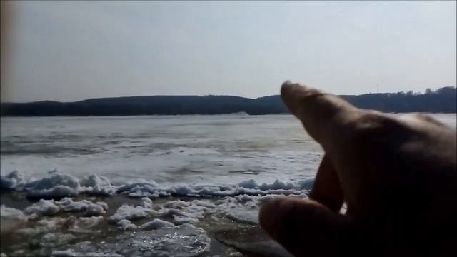 ледоход на Оби .17.04.2022 Томская область с.Могочино смотреть онлайн