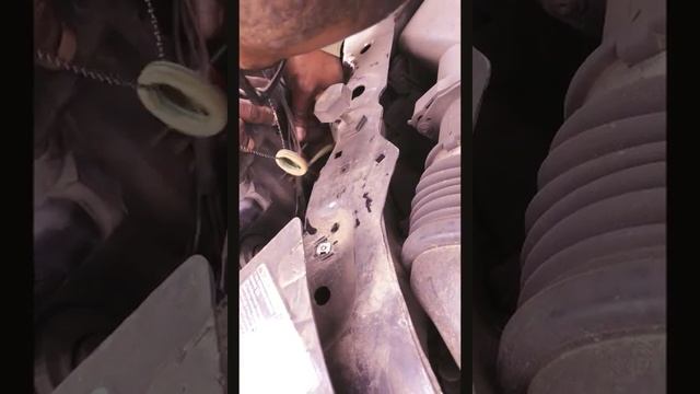 CHANGE SATURN AURA 08 HEADLIGHT BULB(((( NO BUMPER REMOVAL))))!!!!!-- смотреть онлайн