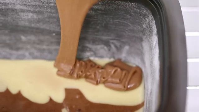 TUPPERWARE Ultra Pro Loaf Pan. смотреть онлайн