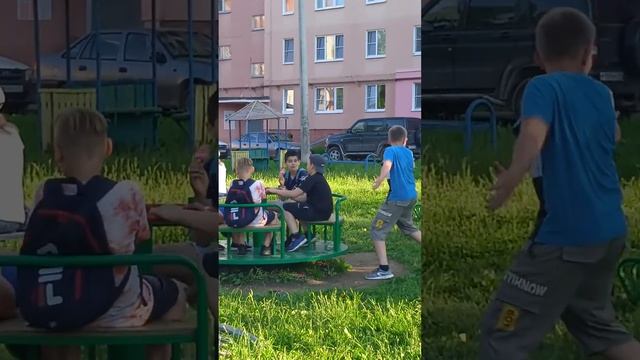 мальчики дерутся смотреть онлайн