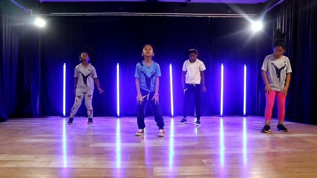 Bunx Up DeeWunn  Feat.Marcy Chin|Y-Stand Dance School