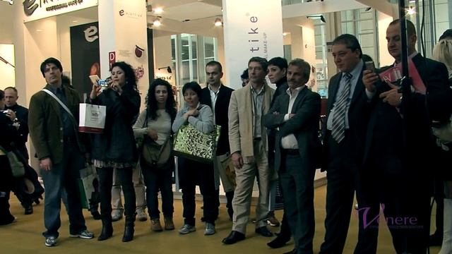 COSMOPROF BOLOGNA 2011 (VIDEO 2/2) - VENERE PAD - BIOS - CERRONE - NOUVELLE ESTHETIQUES - ESTETI SP