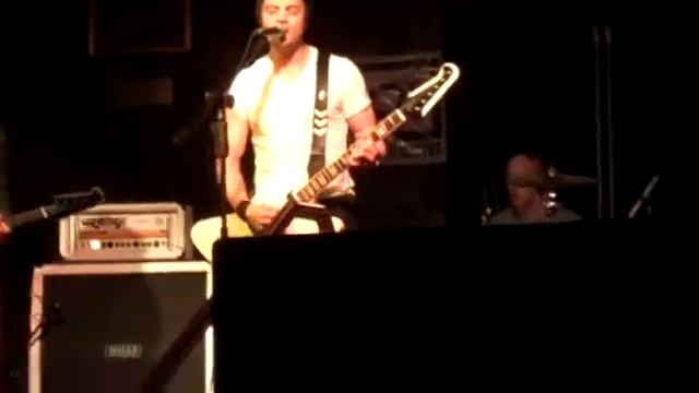Holding Mercury Pinktober Hard Rock Cafe 2 смотреть онлайн