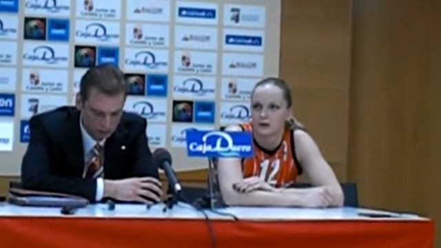 Rueda Prensa UMMC Ekaterinburg (Español) tras las semifinales смотреть онлайн